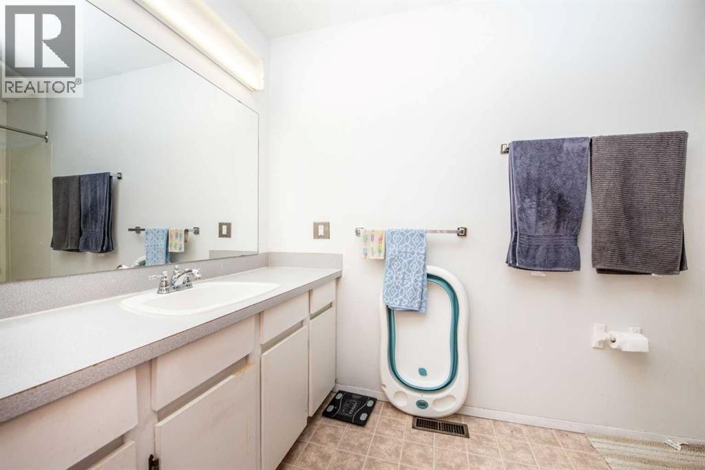 301, 5404 10 Avenue Se, Calgary, Alberta  T2A 5G4 - Photo 25 - A2260636