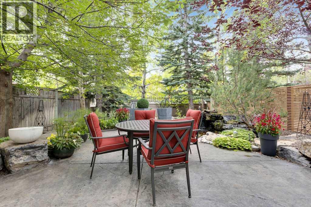 43 Aspen Meadows Green Sw, Calgary, Alberta  T3H 5J9 - Photo 32 - A2261815