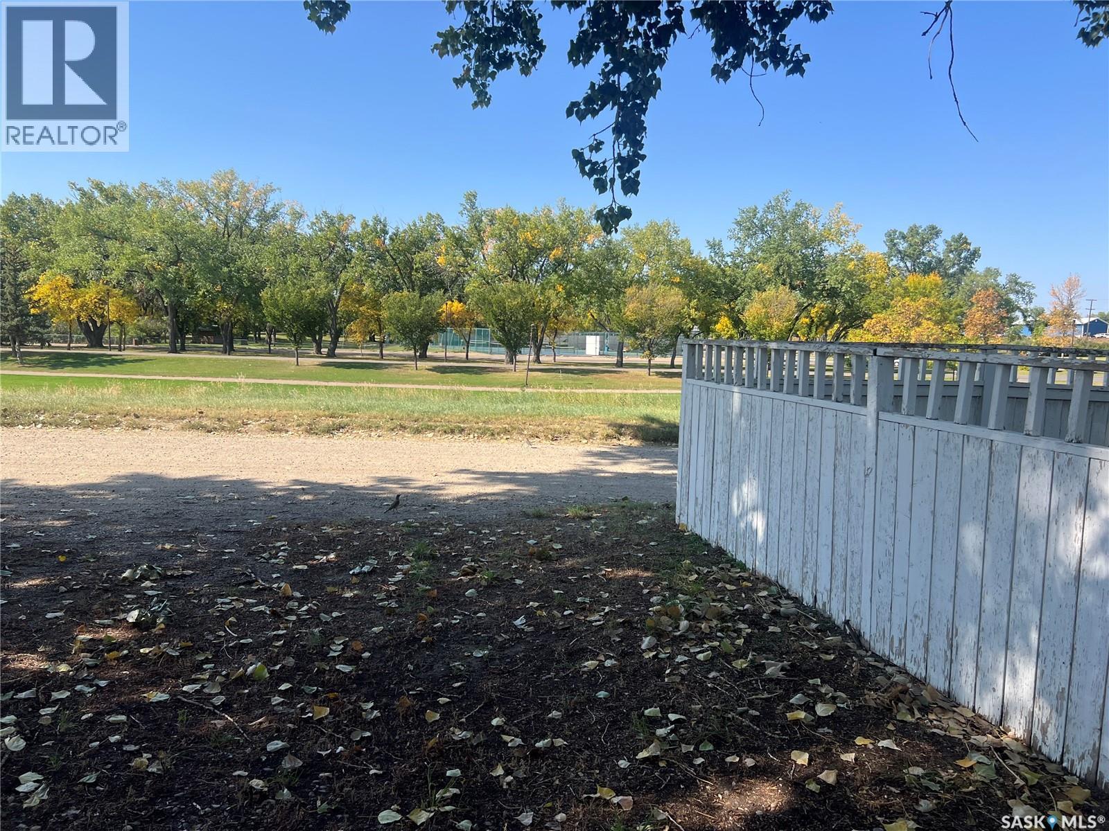 32 11th Avenue Se, Swift Current, Saskatchewan  S9H 3R5 - Photo 31 - SK020256