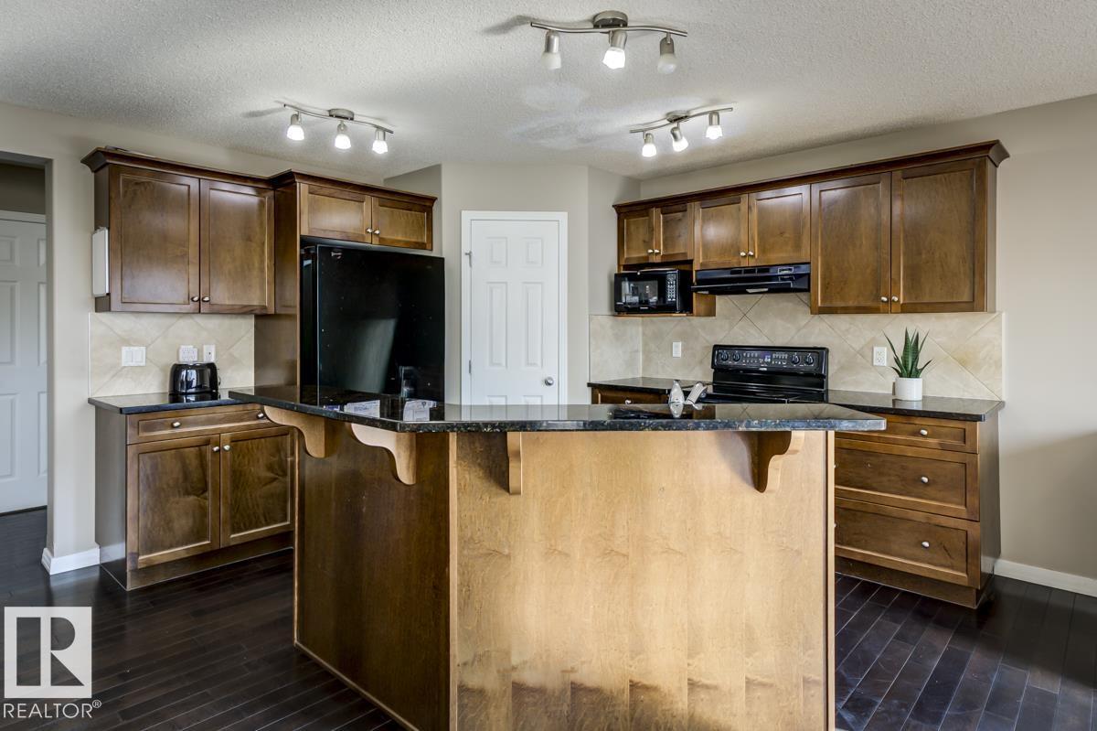 5823 7 Av Sw, Edmonton, Alberta  T6X 0G6 - Photo 11 - E4461087