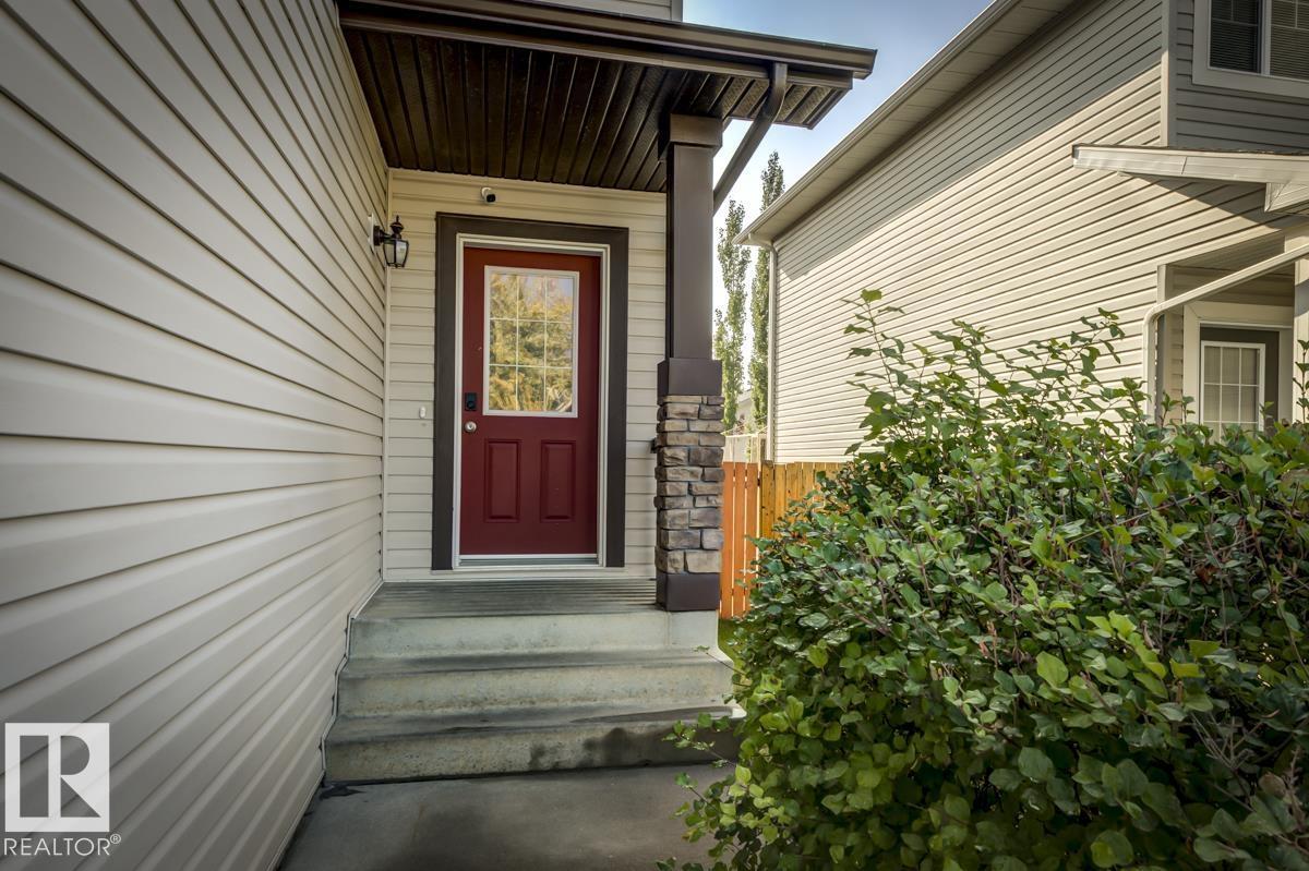 5823 7 Av Sw, Edmonton, Alberta  T6X 0G6 - Photo 3 - E4461087
