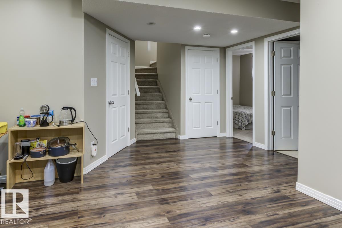 5823 7 Av Sw, Edmonton, Alberta  T6X 0G6 - Photo 39 - E4461087
