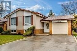 LOWER - 109 CENTRE STREET E, Richmond Hill, Ontario