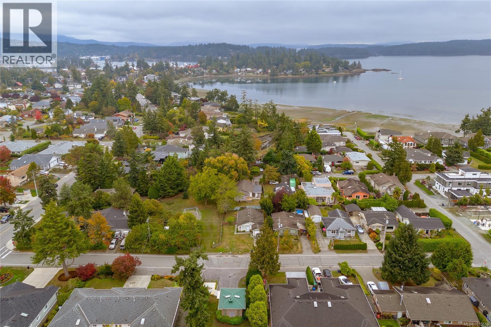 2365 Lovell Ave, Sidney, British Columbia