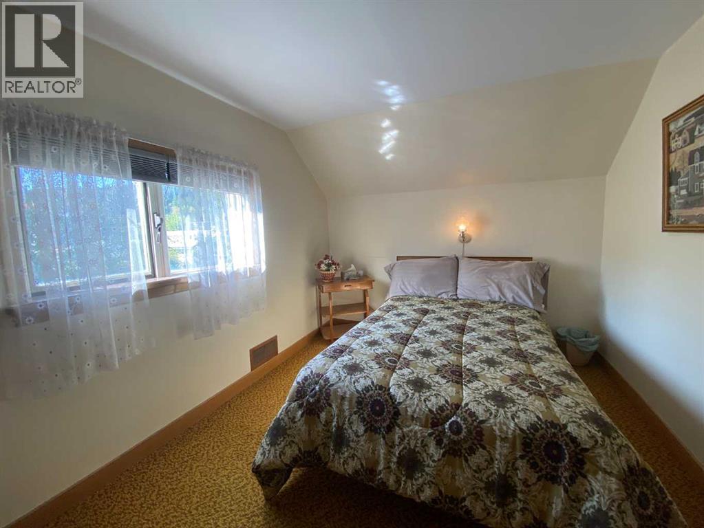 13014 18 Avenue, Blairmore, Alberta  T0K 0E0 - Photo 16 - A2258886