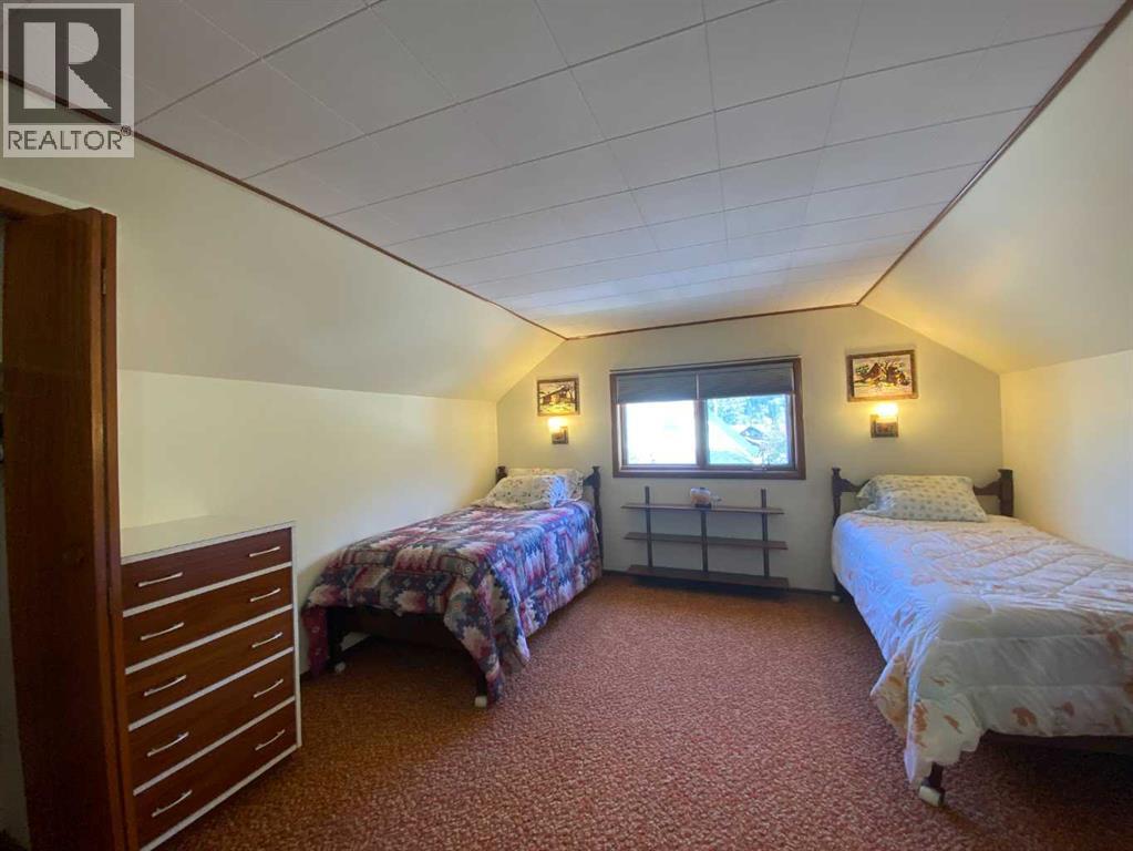 13014 18 Avenue, Blairmore, Alberta  T0K 0E0 - Photo 17 - A2258886