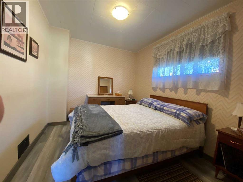 13014 18 Avenue, Blairmore, Alberta  T0K 0E0 - Photo 13 - A2258886