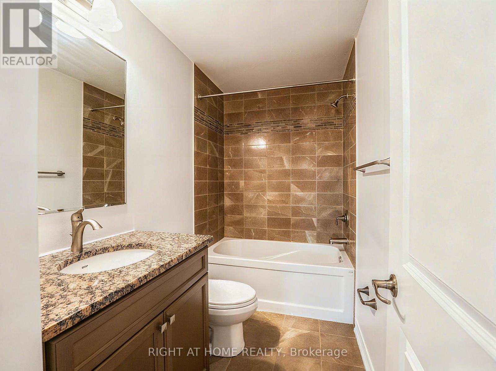 337 Ellen Davidson Drive, Oakville, Ontario  L6M 0V6 - Photo 14 - W12448424