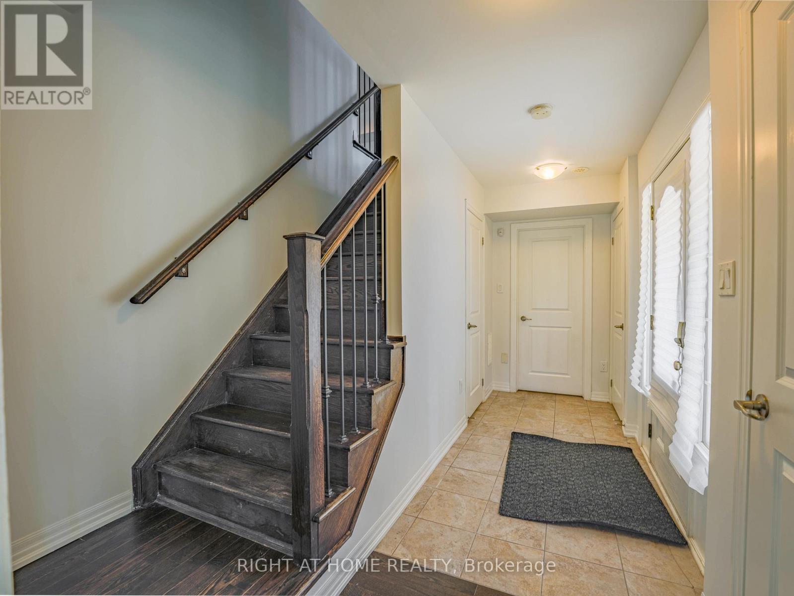337 Ellen Davidson Drive, Oakville, Ontario  L6M 0V6 - Photo 15 - W12448424
