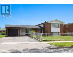 83 John Garland Boulevard, Toronto (Mount Olive-Silverstone-Jamestown), Ca