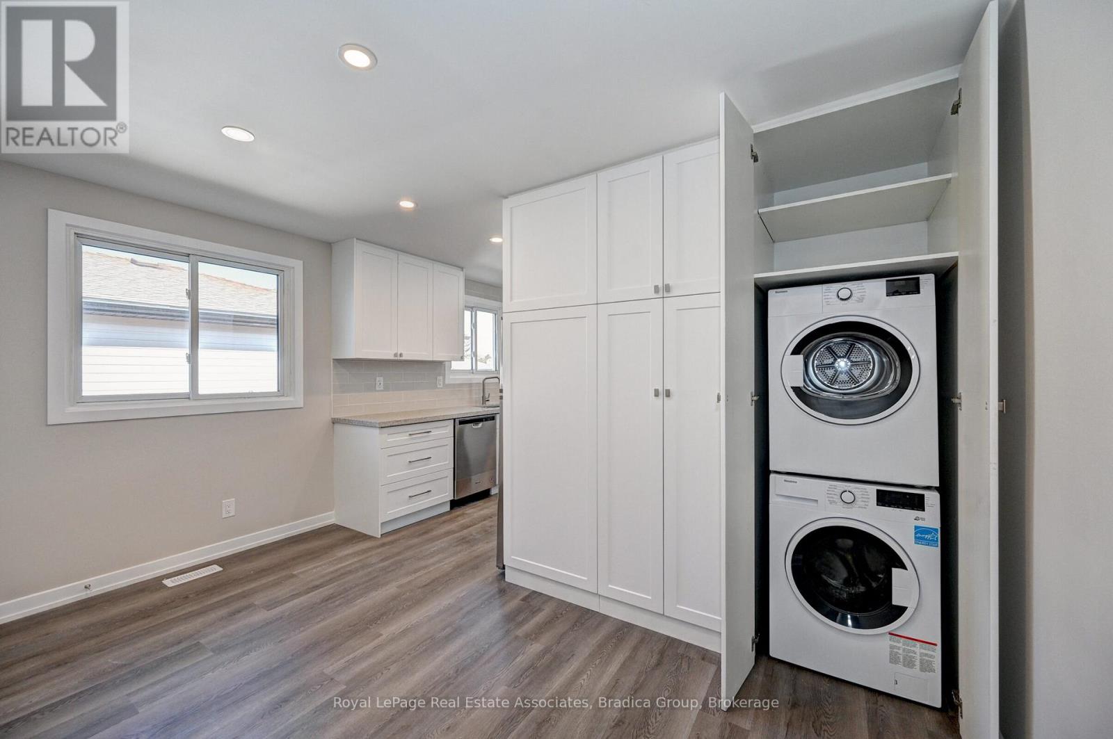 78 Barwood Crescent, Kitchener, Ontario  N2E 1V1 - Photo 23 - X12448427