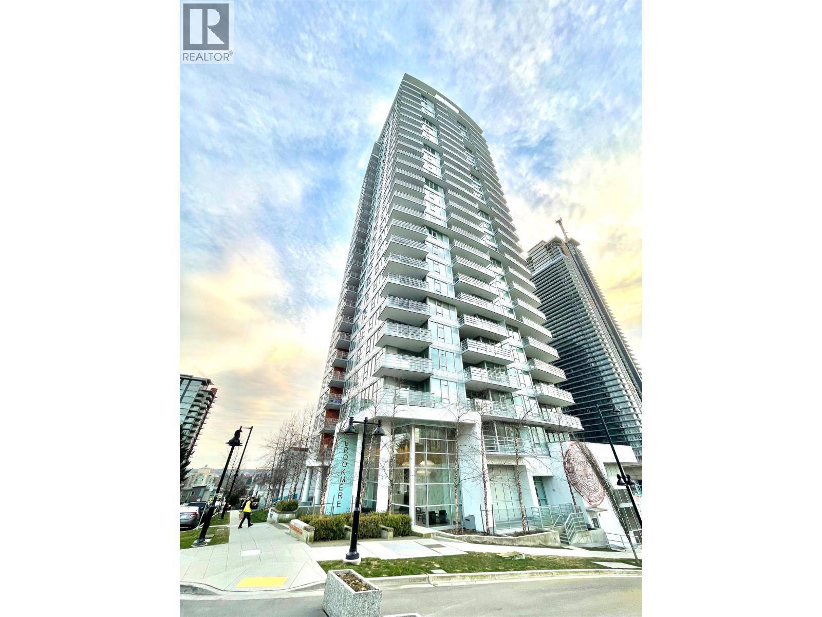 2802 530 Whiting Way, Coquitlam, British Columbia  V3J 0J4 - Photo 1 - R3056051