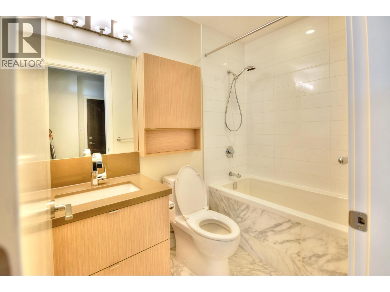 2802 530 Whiting Way, Coquitlam, British Columbia  V3J 0J4 - Photo 13 - R3056051