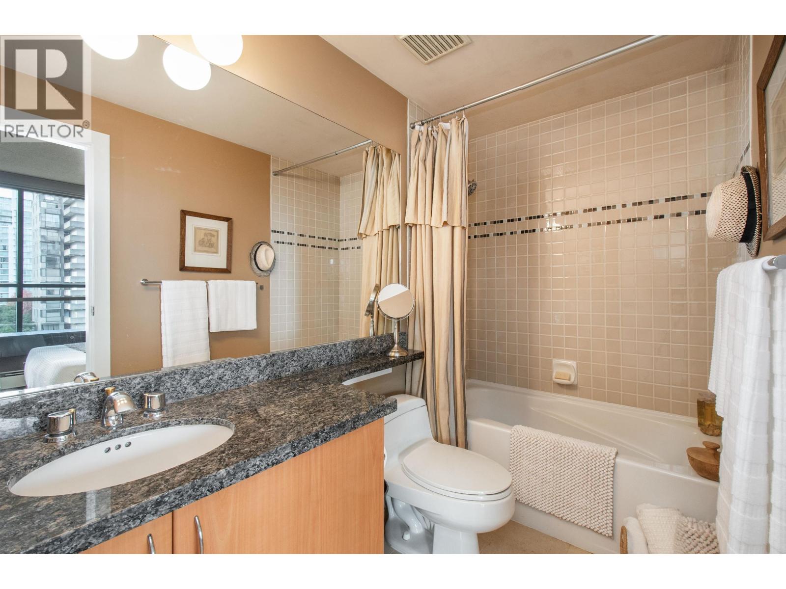Ph4 1688 Robson Street, Vancouver, British Columbia  V6G 1C7 - Photo 34 - R3056053