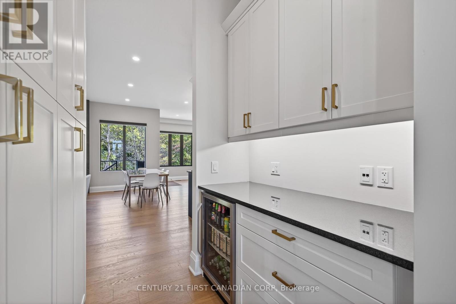 1704 Upper West Avenue, London South, Ontario  N6K 0K6 - Photo 7 - X12447865