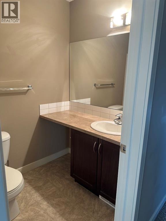 571 Panatella Boulevard Nw, Calgary, Alberta  T3K 0T1 - Photo 9 - A2252789