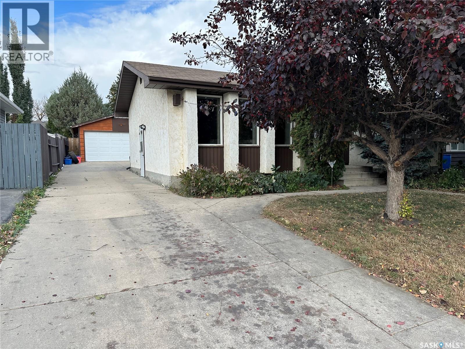 1214 Mckercher Drive, Saskatoon, Saskatchewan  S7H 4Y7 - Photo 1 - SK020142