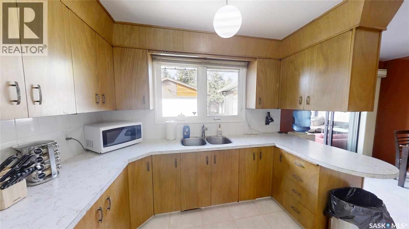 1214 Mckercher Drive, Saskatoon, Saskatchewan  S7H 4Y7 - Photo 12 - SK020142