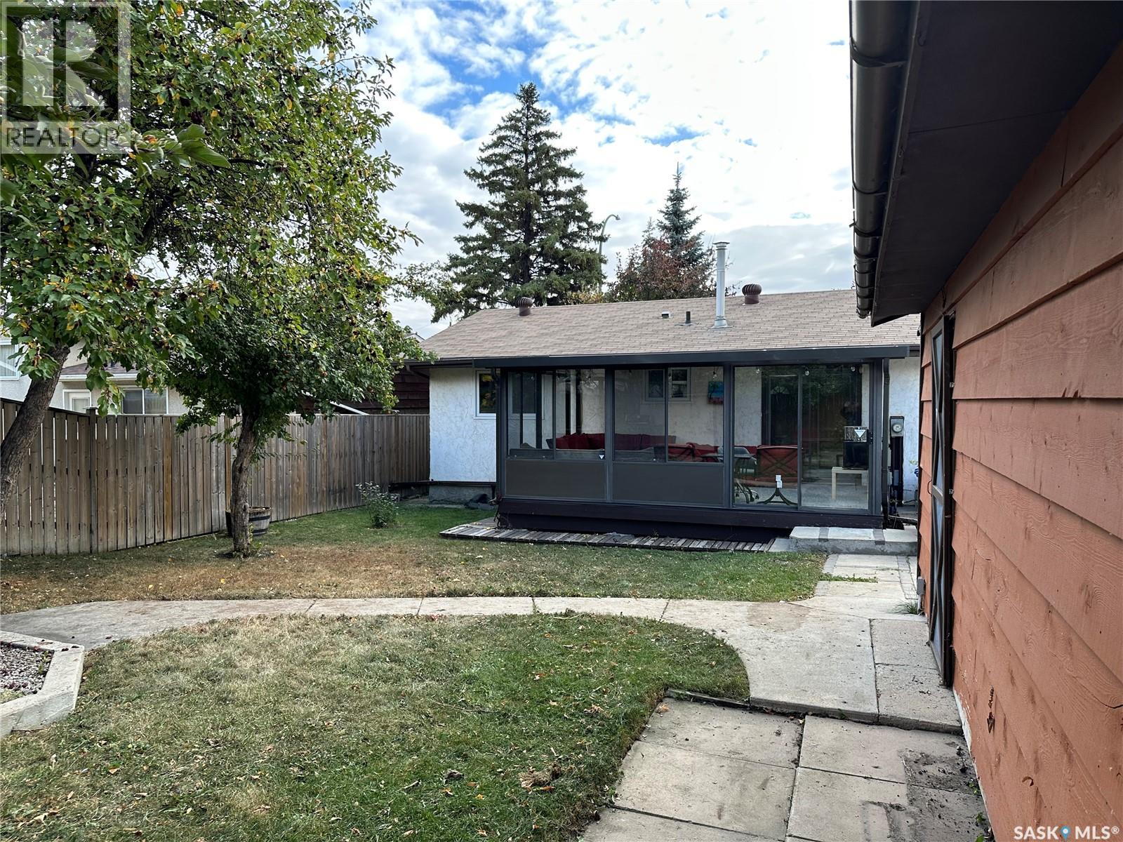 1214 Mckercher Drive, Saskatoon, Saskatchewan  S7H 4Y7 - Photo 38 - SK020142