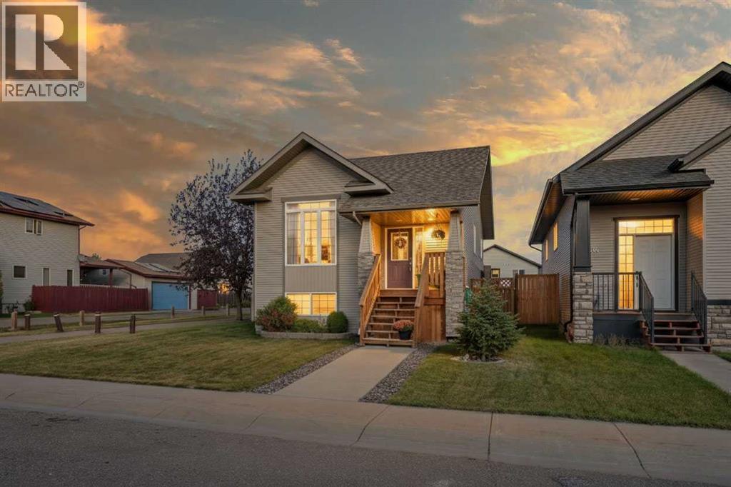 59 Inkster Close, Red Deer, Alberta  T4R 0A7 - Photo 1 - A2260301