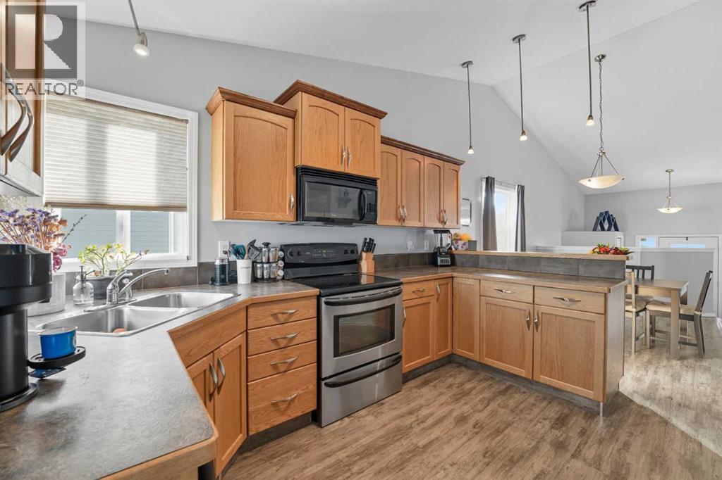 59 Inkster Close, Red Deer, Alberta  T4R 0A7 - Photo 10 - A2260301
