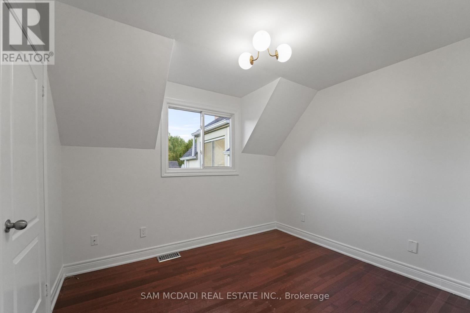 1409 Lefkas Court, Mississauga, Ontario  L5J 4L8 - Photo 23 - W12448443