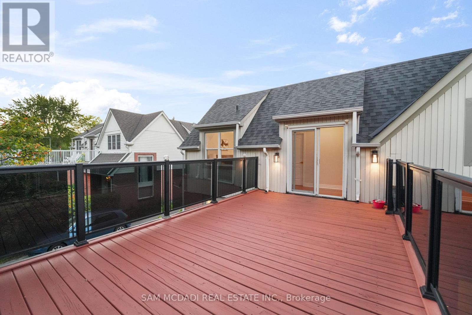 1409 Lefkas Court, Mississauga, Ontario  L5J 4L8 - Photo 26 - W12448443