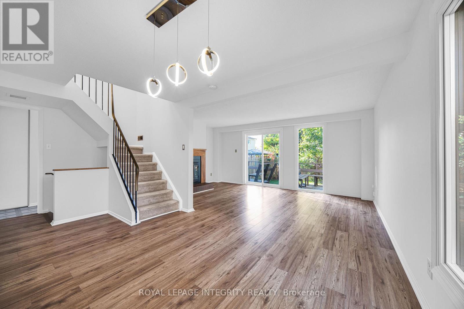 226 Sherway Drive, Ottawa, Ontario  K2J 2G3 - Photo 13 - X12448456