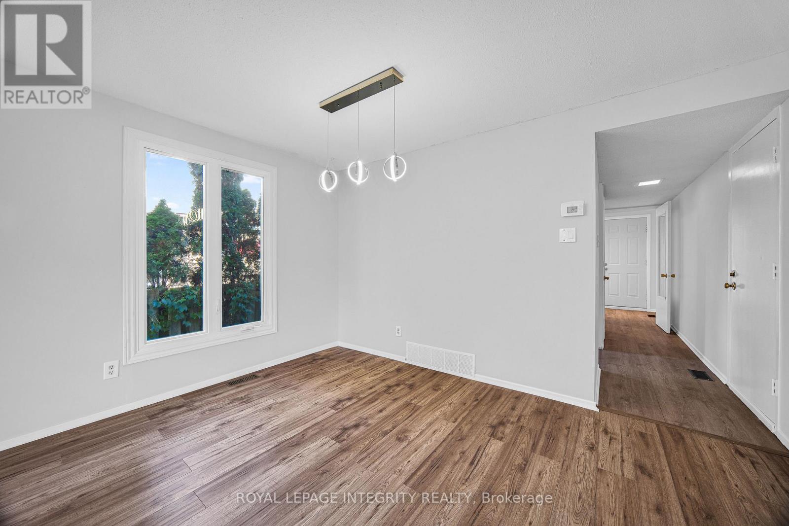 226 Sherway Drive, Ottawa, Ontario  K2J 2G3 - Photo 15 - X12448456