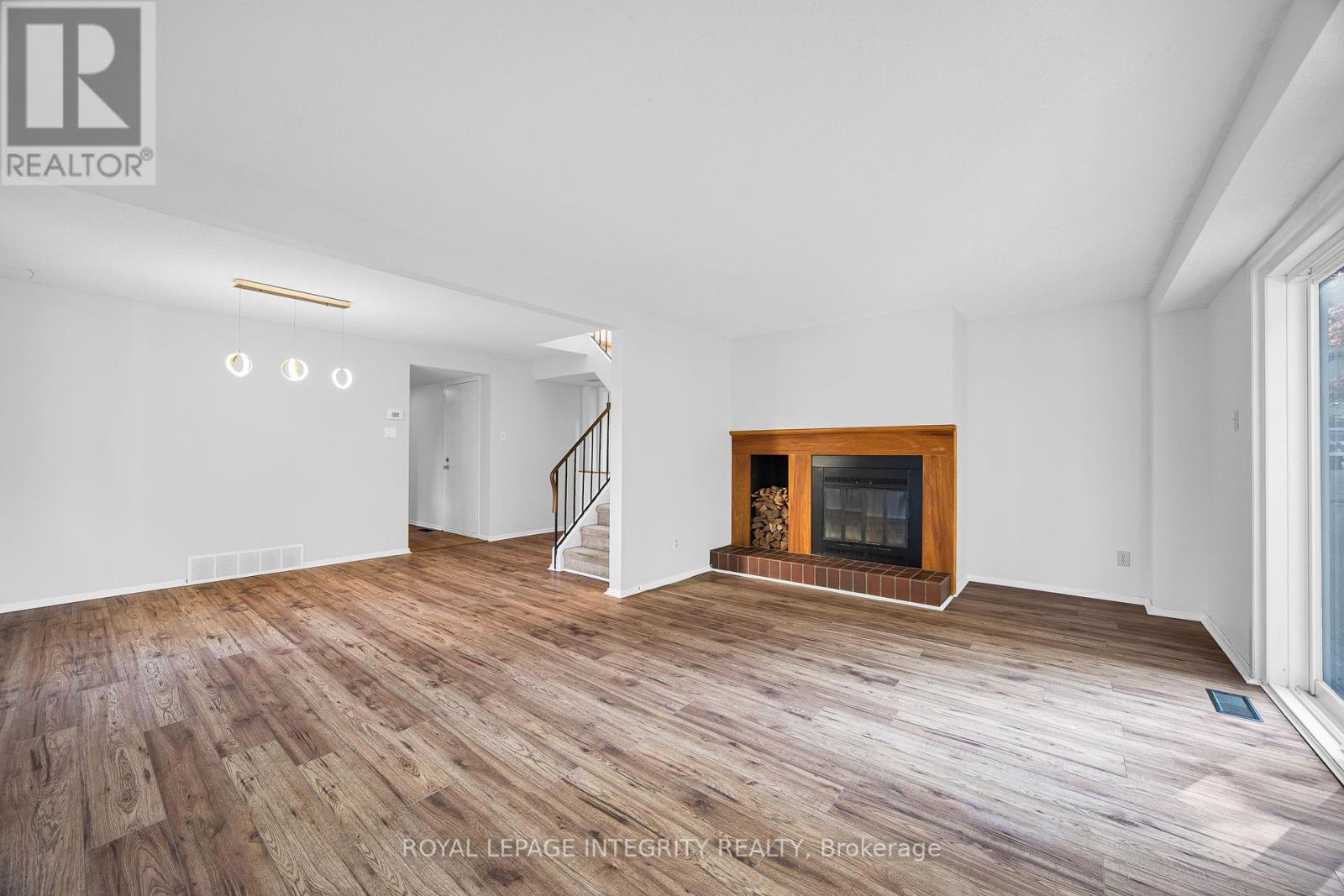 226 Sherway Drive, Ottawa, Ontario  K2J 2G3 - Photo 19 - X12448456
