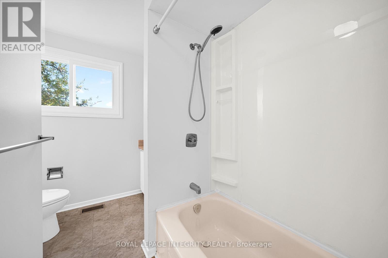 226 Sherway Drive, Ottawa, Ontario  K2J 2G3 - Photo 34 - X12448456