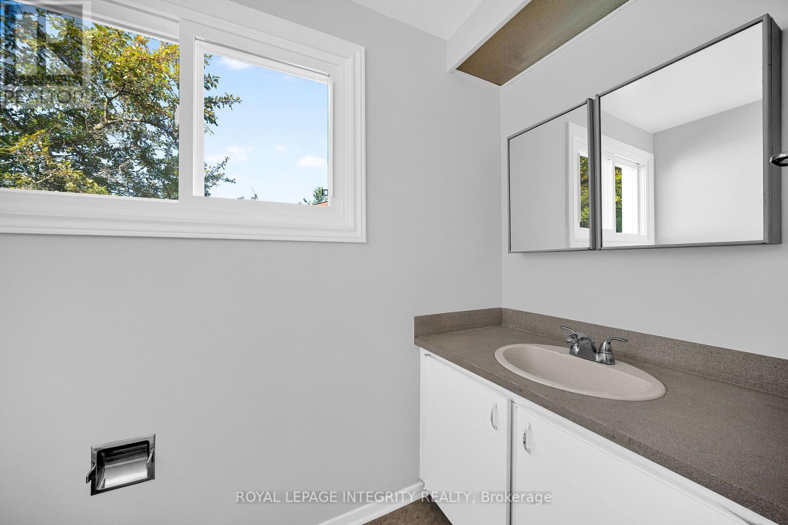 226 Sherway Drive, Ottawa, Ontario  K2J 2G3 - Photo 35 - X12448456