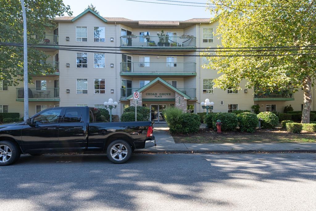 407 2435 Centre Street, Abbotsford, British Columbia  V2T 2N4 - Photo 2 - R3053007
