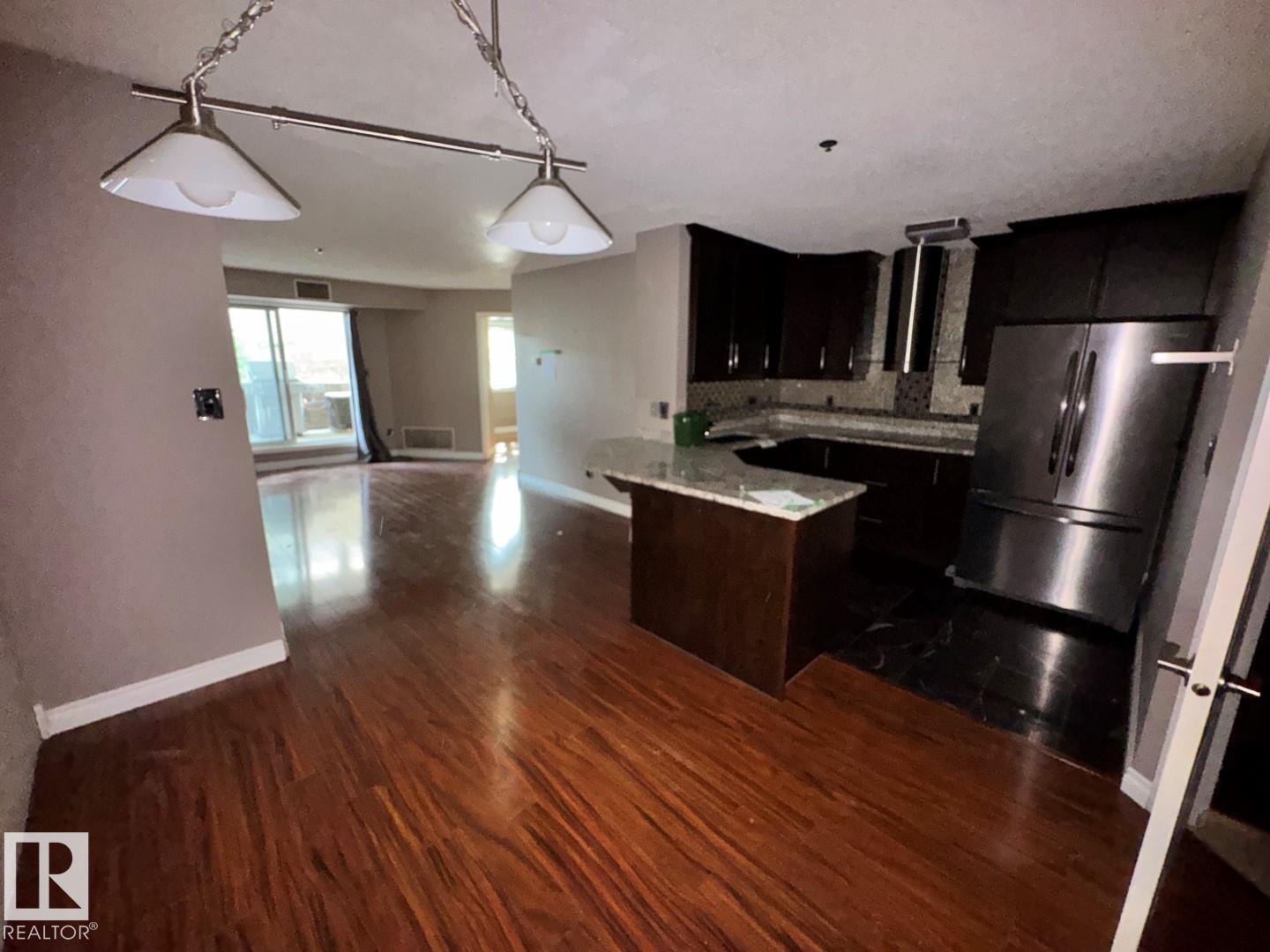 #103 9640 105 St Nw, Edmonton, Alberta  T5K 1A4 - Photo 5 - E4461090