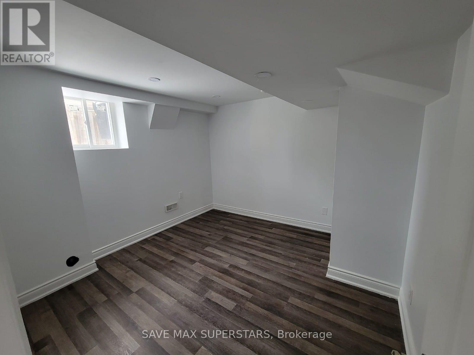 Lower - 32 Westminster Circle, Barrie, Ontario  L4M 0A5 - Photo 16 - S12448265