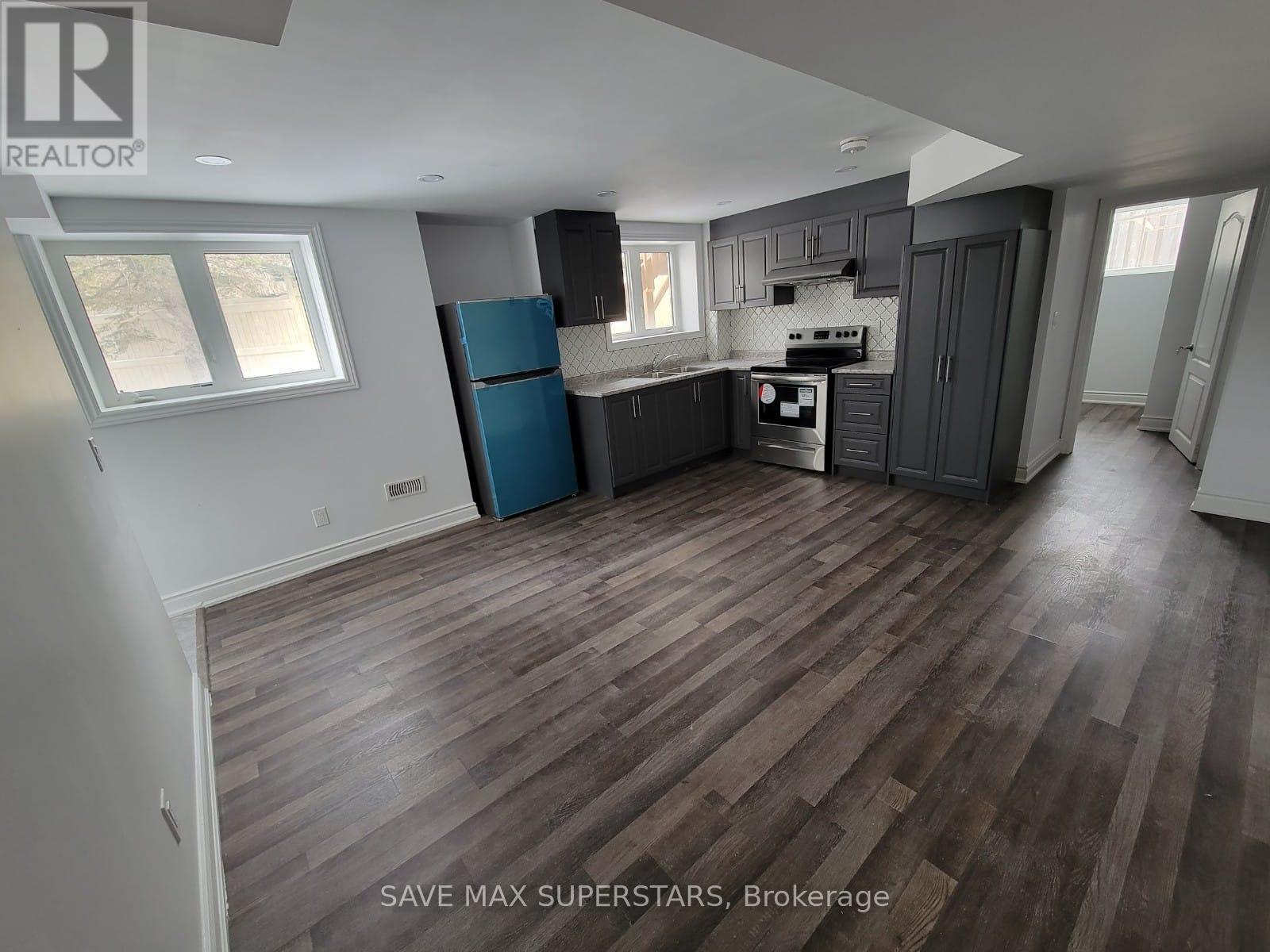 Lower - 32 Westminster Circle, Barrie, Ontario  L4M 0A5 - Photo 7 - S12448265