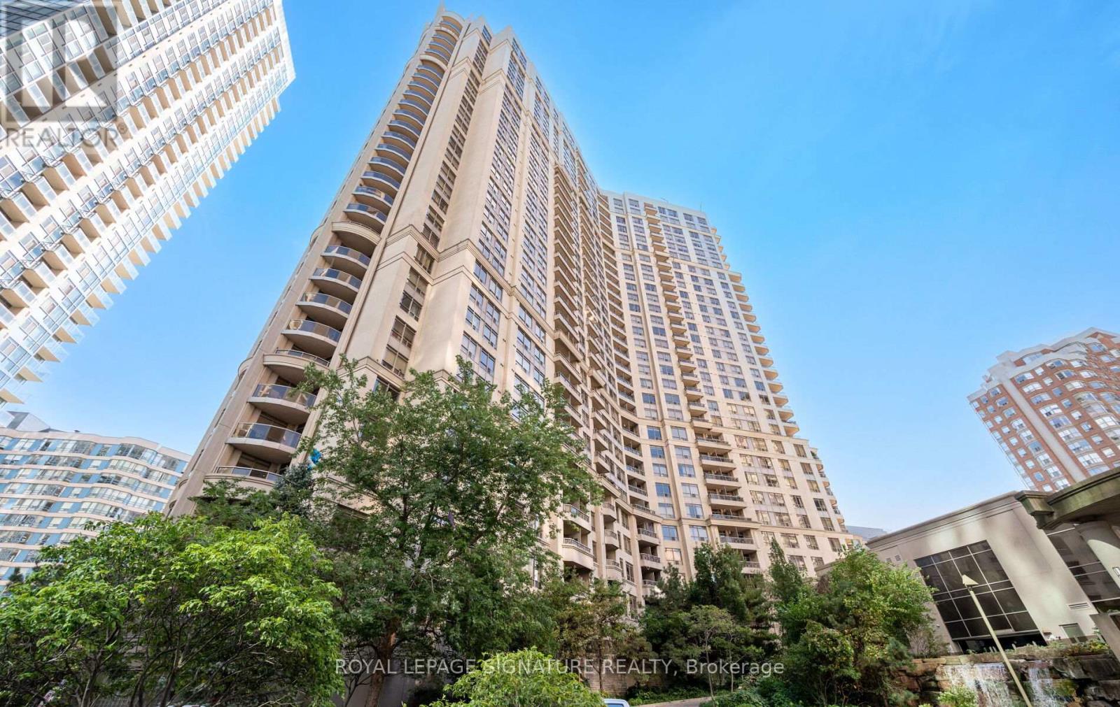 1508 - 3880 Duke Of York Boulevard, Mississauga, Ontario  L5B 4M7 - Photo 2 - W12448367
