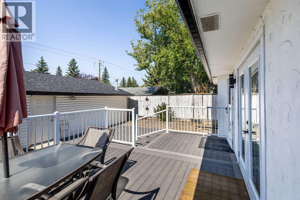 9427 Palliser Place Sw, Calgary, Alberta  T2V 3T3 - Photo 31 - A2252492