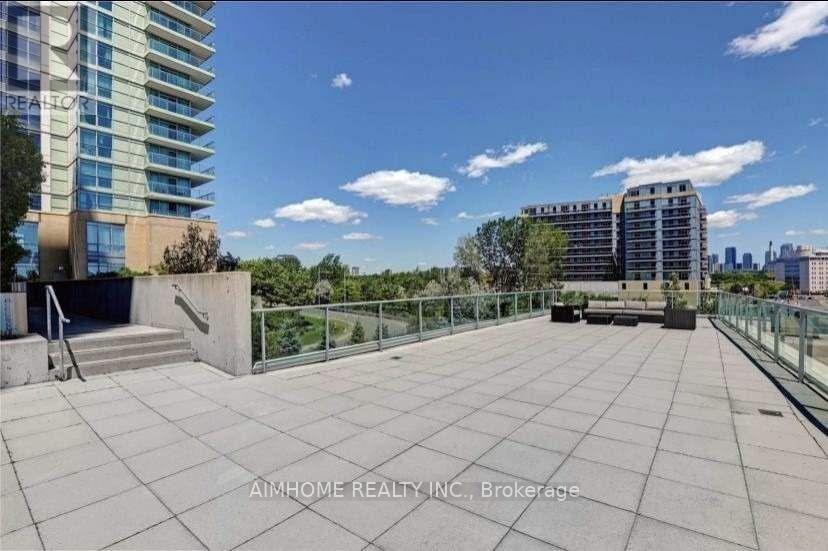 2810 - 33 Singer Court, Toronto, Ontario  M2K 0B4 - Photo 11 - C12448452