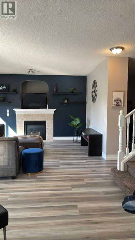 148 Stonegate Crescent Nw, Airdrie, Alberta  T4B 2S6 - Photo 9 - A2259564