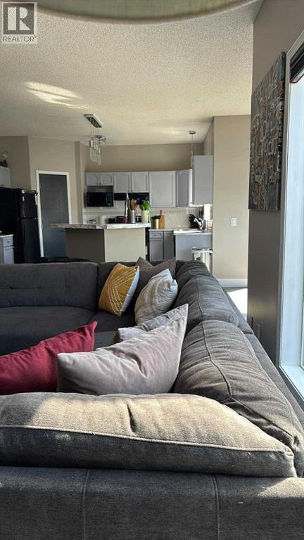 148 Stonegate Crescent Nw, Airdrie, Alberta  T4B 2S6 - Photo 7 - A2259564