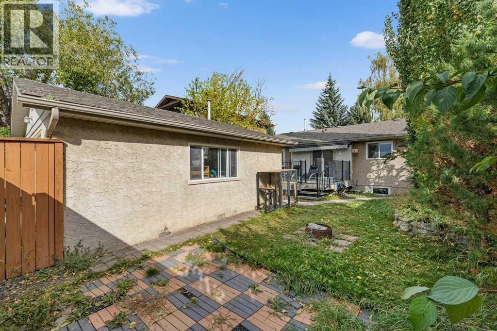 488 Bracewood Crescent Sw, Calgary, Alberta  T2W 3B8 - Photo 41 - A2261944