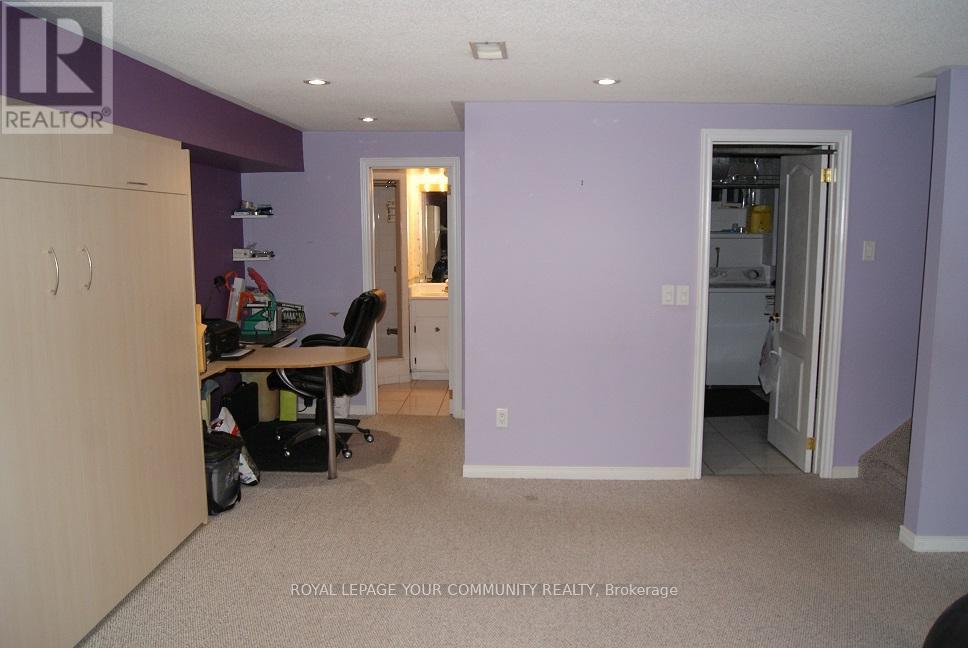 56 Willesden Road, Toronto, Ontario  M2H 1V7 - Photo 19 - C12446093