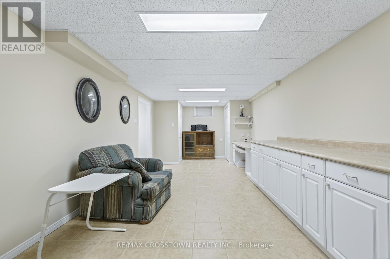 330 Harvie Road, Barrie, Ontario  L4N 8H7 - Photo 38 - S12446151