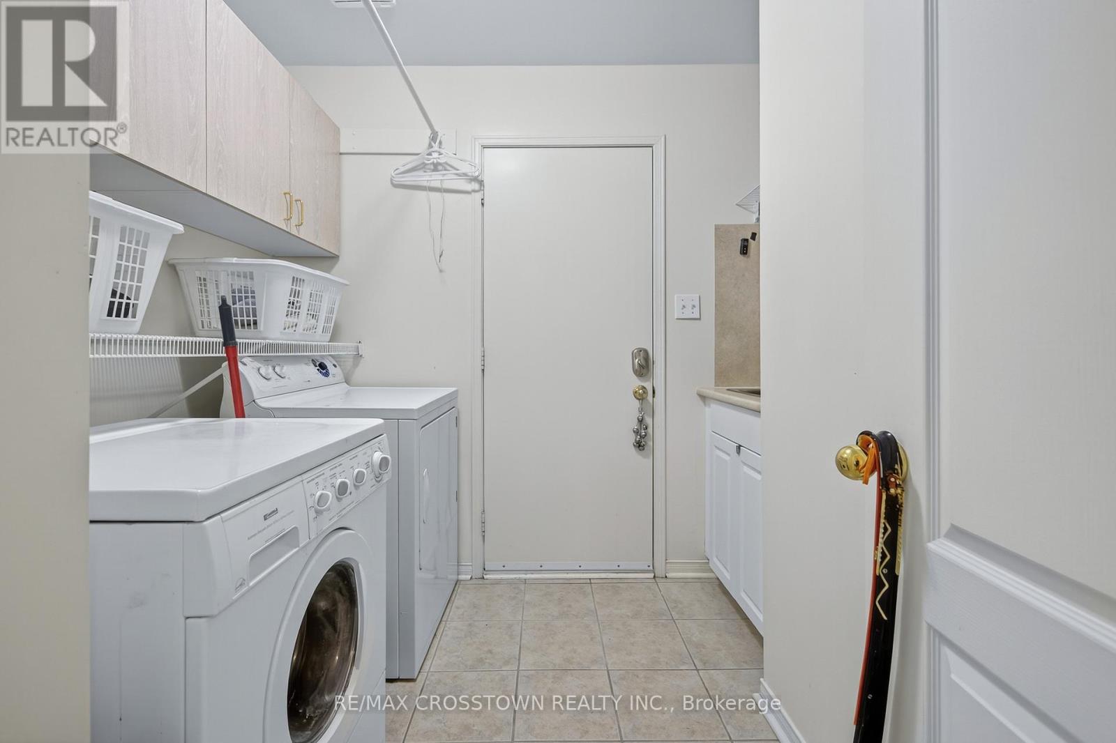 330 Harvie Road, Barrie, Ontario  L4N 8H7 - Photo 26 - S12446151
