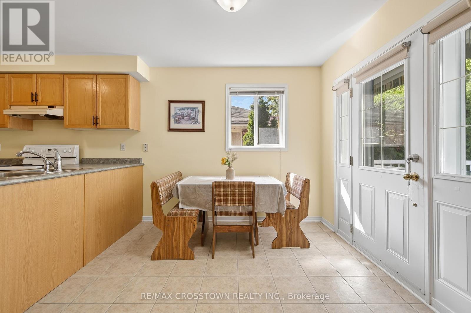 330 Harvie Road, Barrie, Ontario  L4N 8H7 - Photo 20 - S12446151