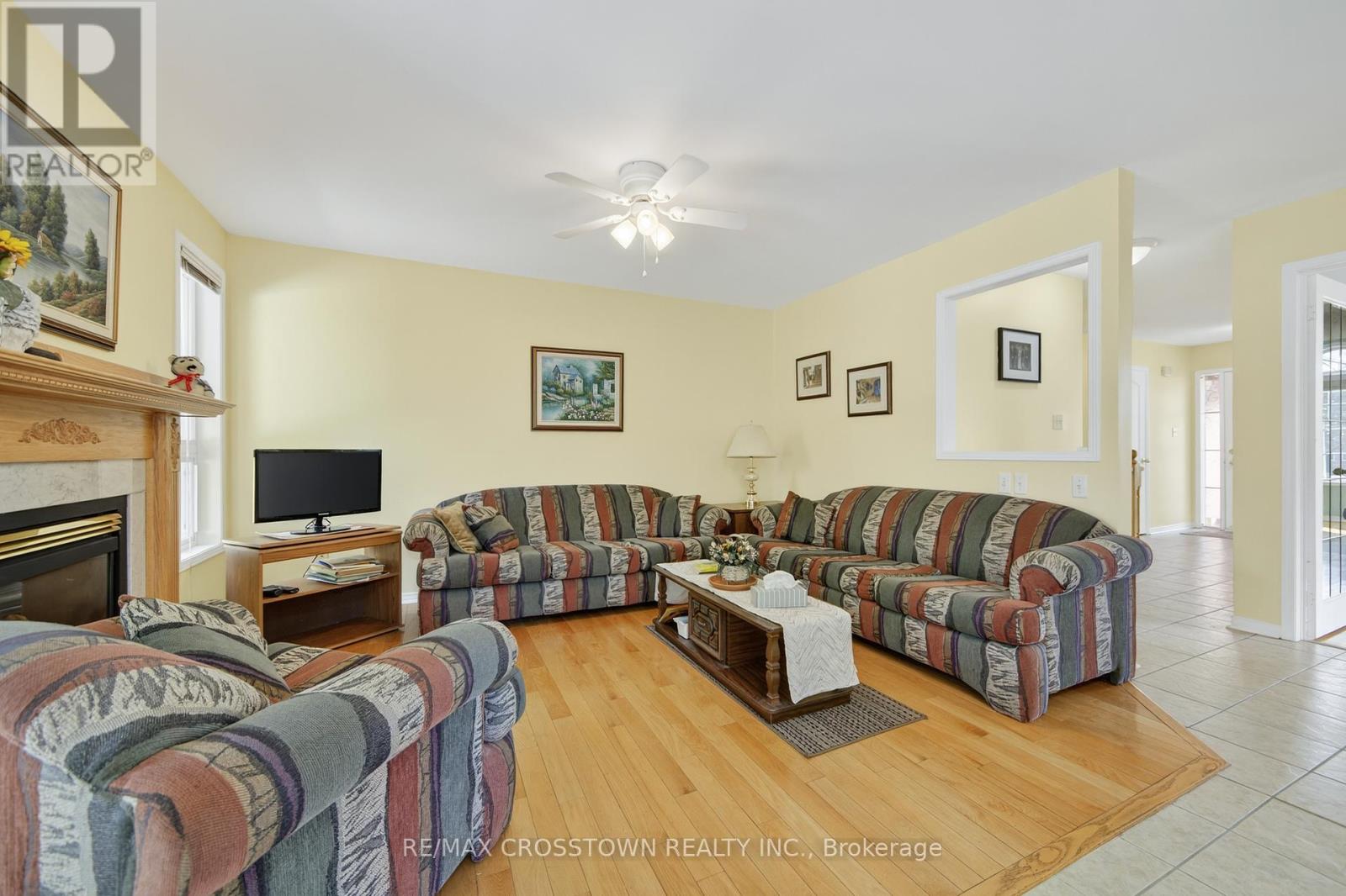 330 Harvie Road, Barrie, Ontario  L4N 8H7 - Photo 22 - S12446151