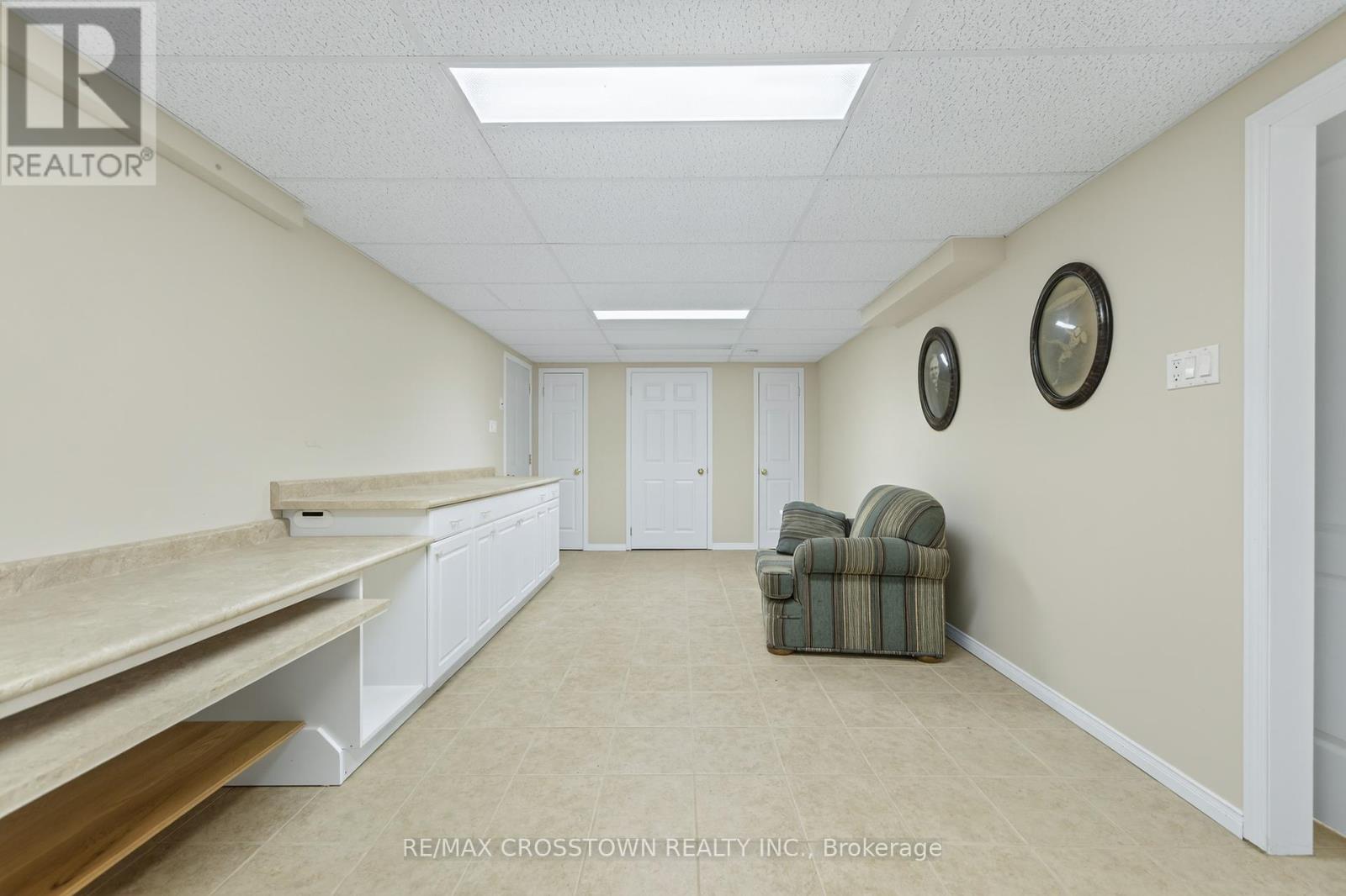 330 Harvie Road, Barrie, Ontario  L4N 8H7 - Photo 37 - S12446151