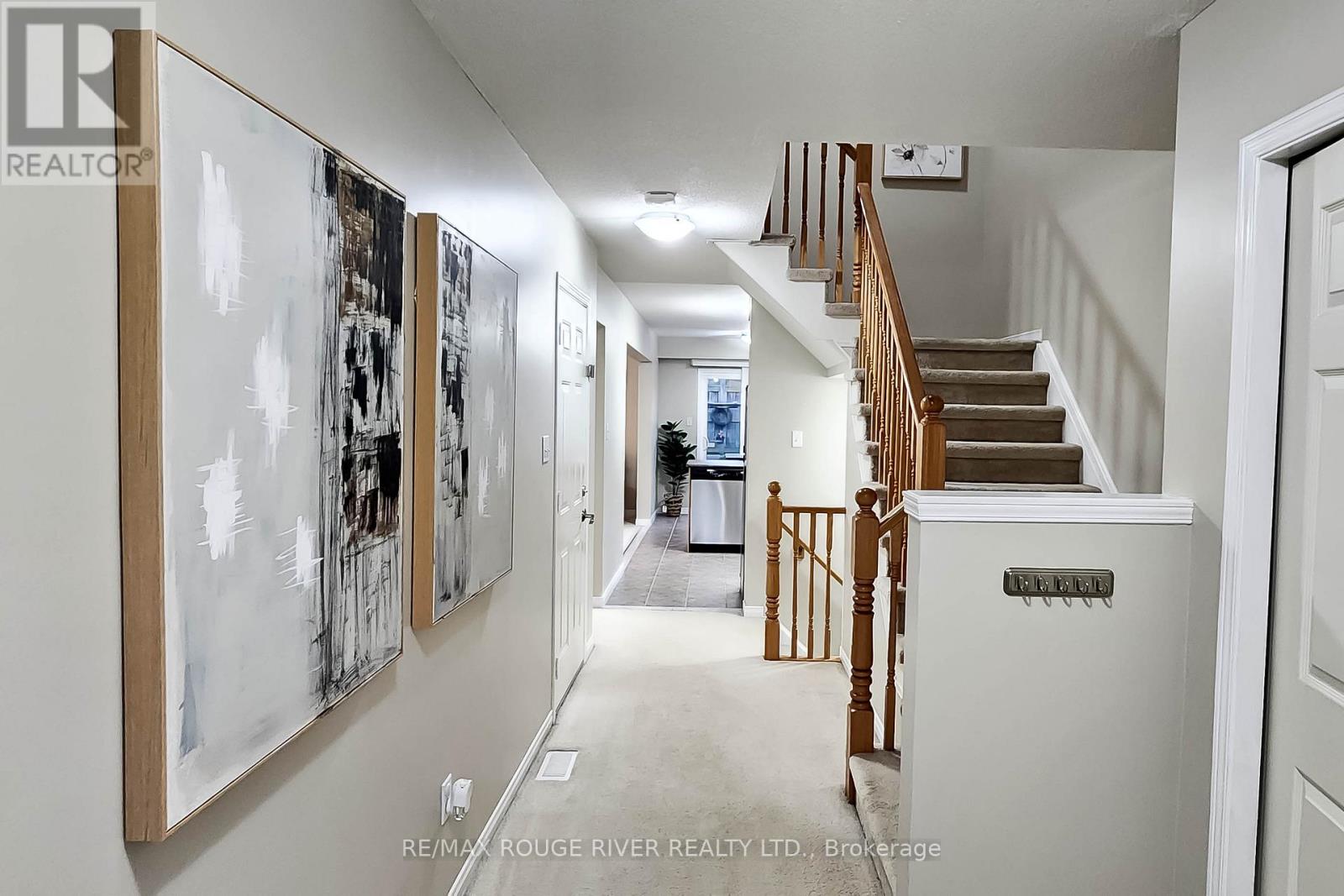 74 Meadow Wood Crescent, Hamilton, Ontario  L8J 3Z8 - Photo 10 - X12448451