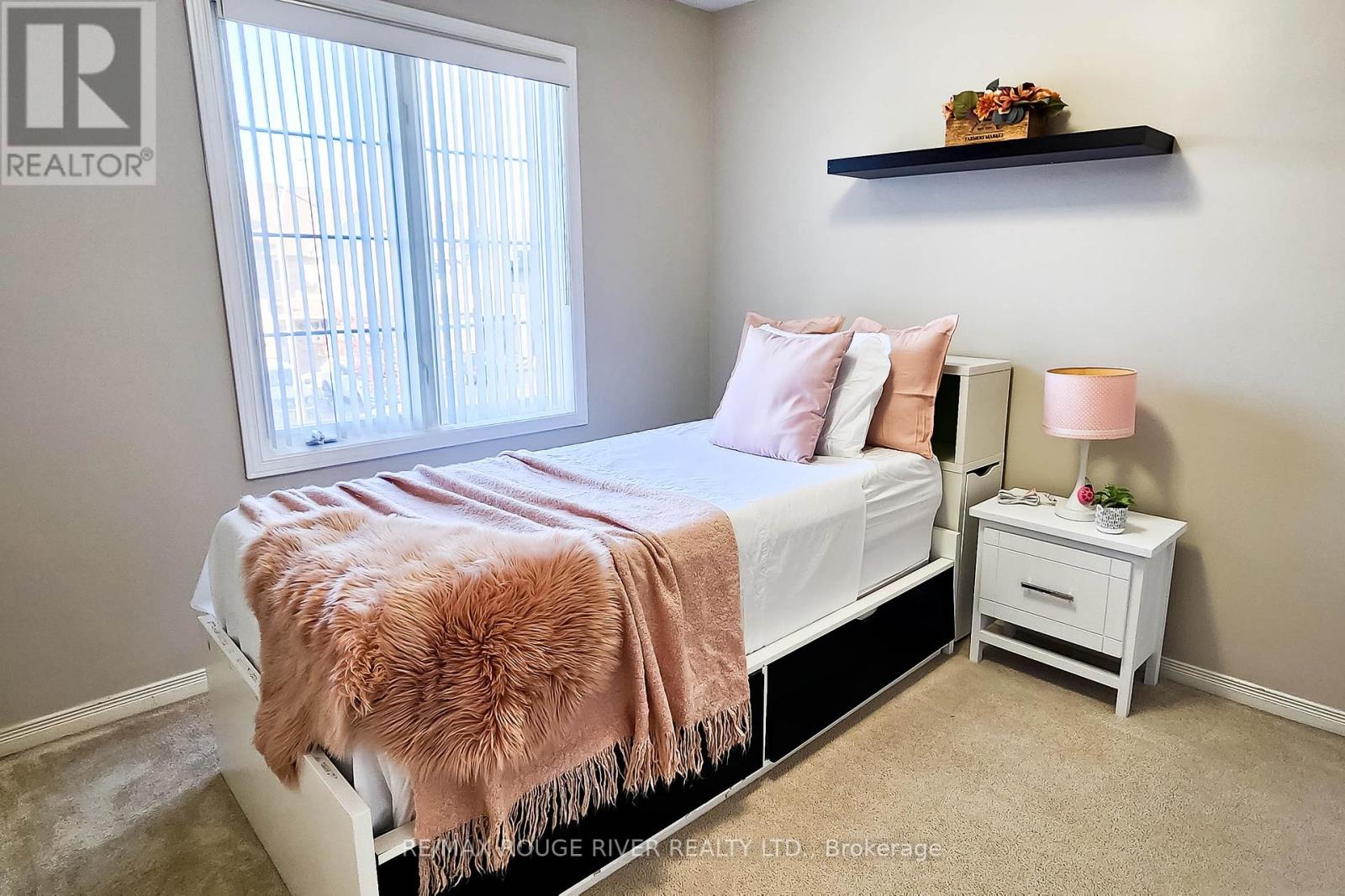 74 Meadow Wood Crescent, Hamilton, Ontario  L8J 3Z8 - Photo 14 - X12448451